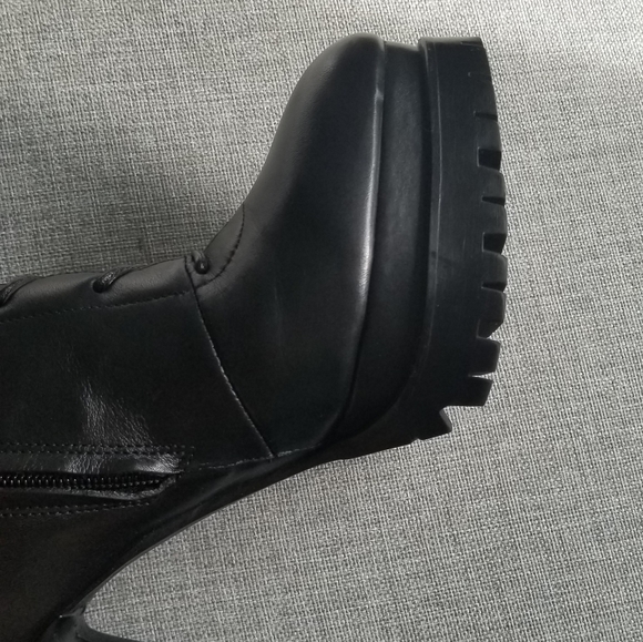 High Heels Ankle Boots - Picture 5 of 8